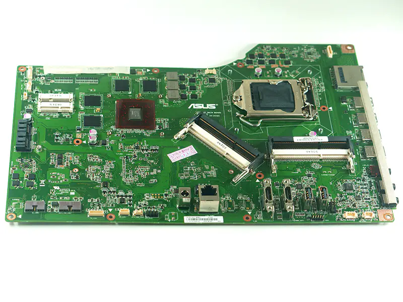 Základní deska Asus ET2702I